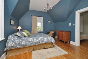 4th Bedroom - Country homes for sale and luxury real estate including horse farms and property in the Caledon and King City areas near Toronto